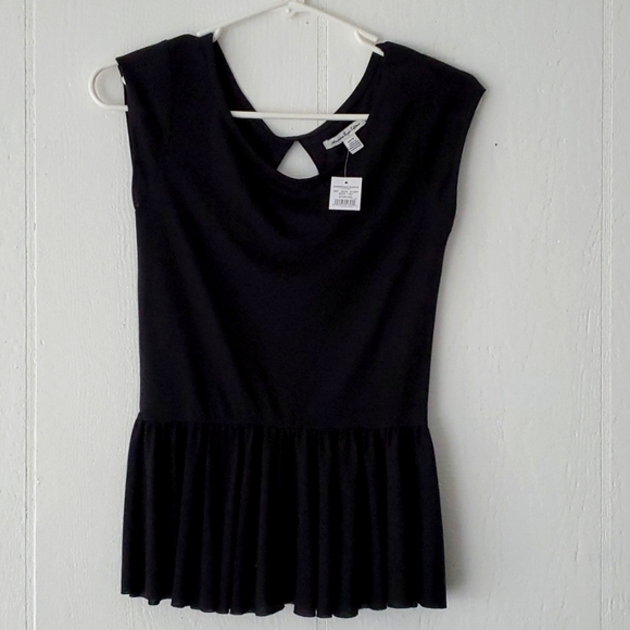 NWT AEO AMERICAN EAGLE OUTFITTERS Black Peplum Soft Top - Picture 1 of 3